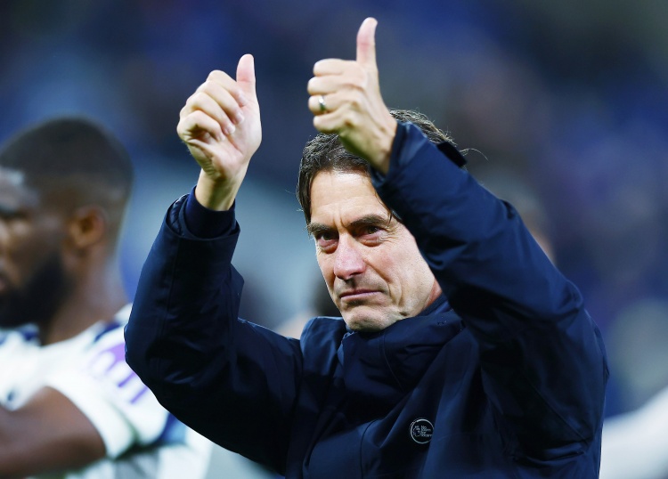 世界杯手机高清观看软件-天空体育：战胜多特缓解了弗兰克的压力，此前他处于下课边缘