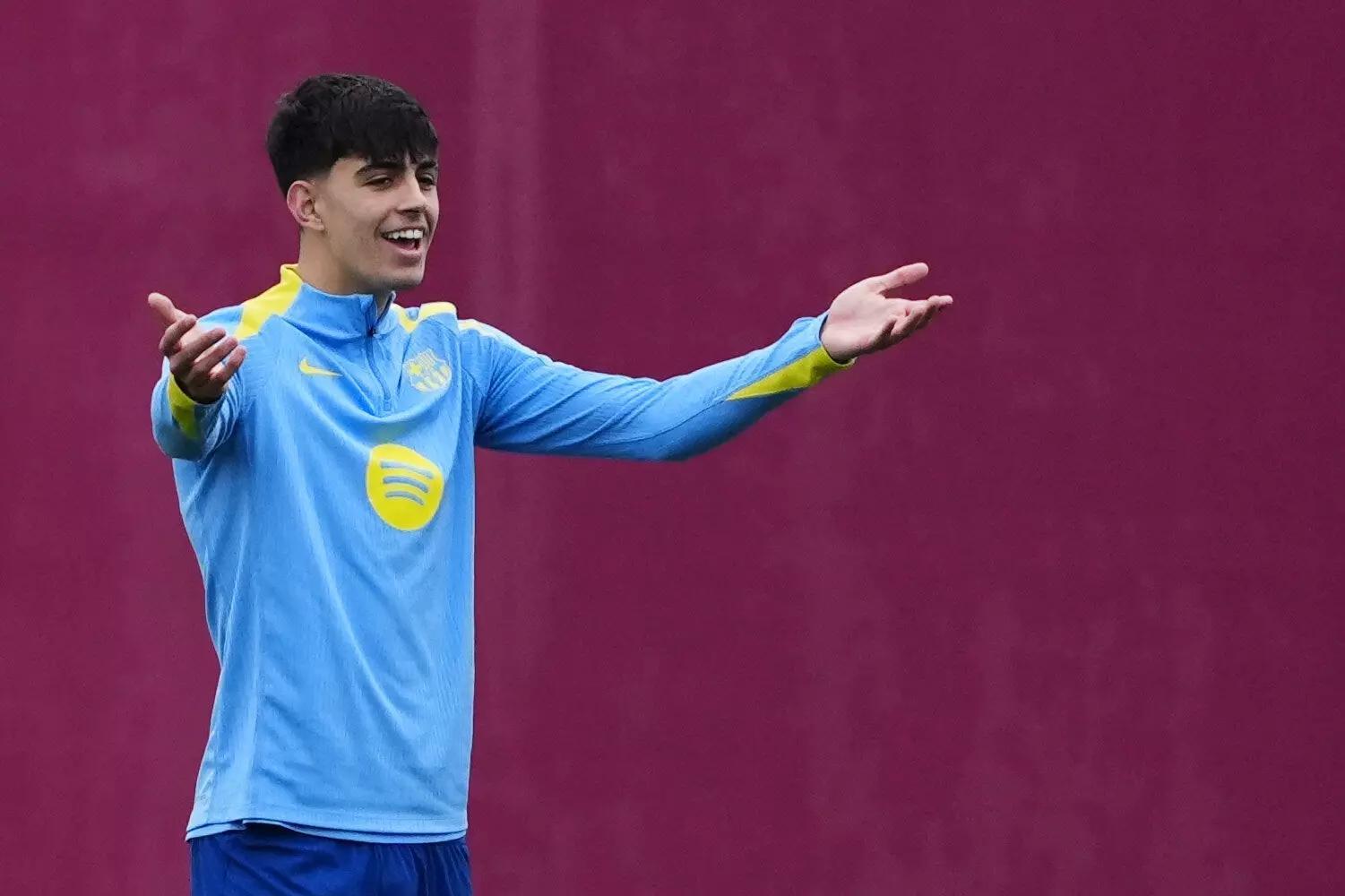 世界杯官方直播入口app下载-赫罗纳总监：曾考虑引进贝尔纳尔，但德科没有同意