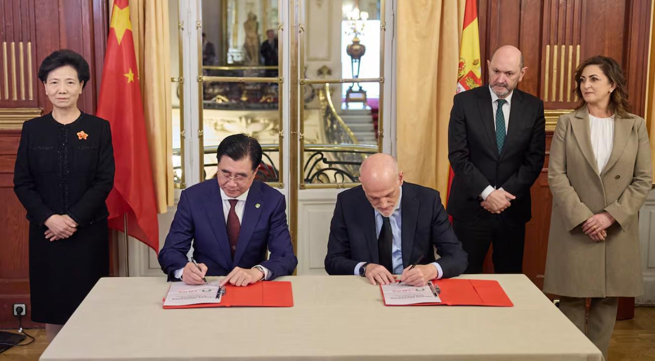 世界杯客户端下载说明-阿斯：中国足协与西班牙足协签署合作备忘录，深化双方合作